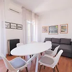 Apartman Sea House *